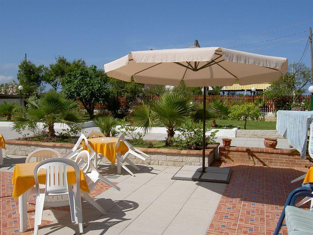 Hotel Baia Del Sole Paestum Exterior foto
